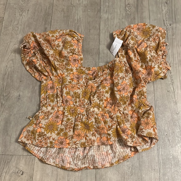 American Eagle Top - Picture 2 of 3